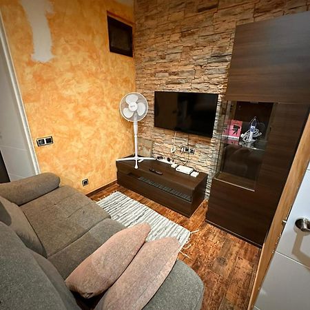 Casa Centrica, En Barrio Bohemio Appartement Madrid Buitenkant foto